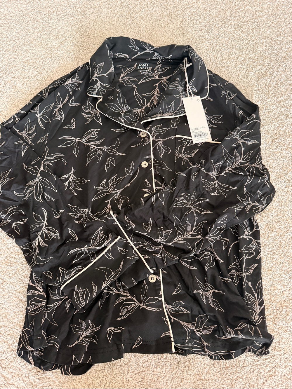 Cozy Earth Women's Black Botanical Long-Sleeve Floral-Print Top